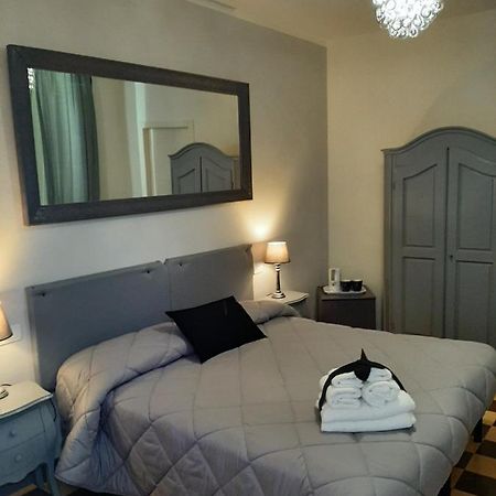 B&B Principe Calaf 3 ลุคคา ภายนอก รูปภาพ