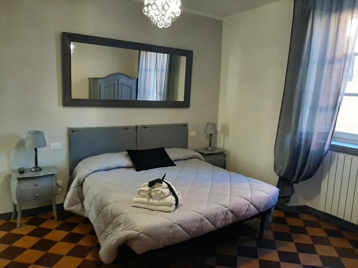 B&B Principe Calaf 3 ลุคคา ภายนอก รูปภาพ