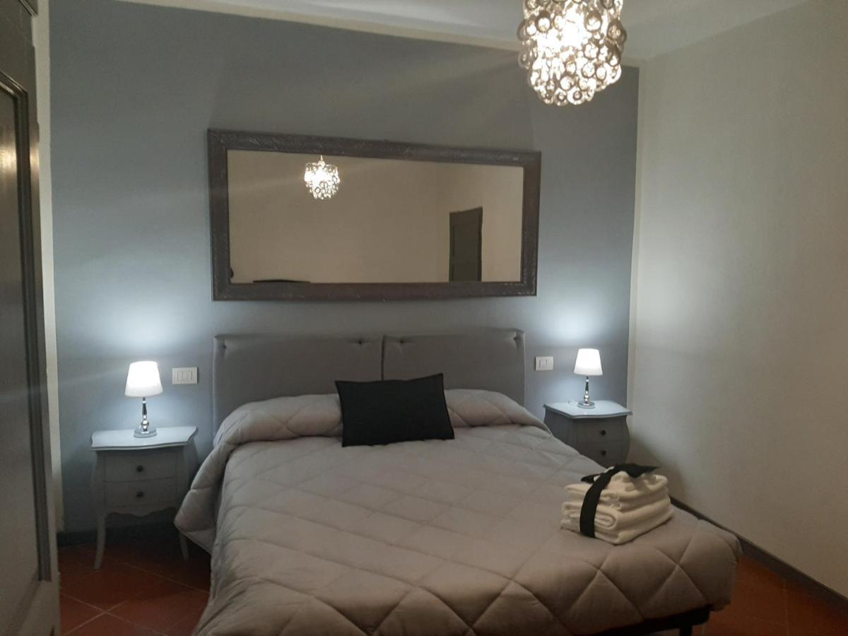 B&B Principe Calaf 3 ลุคคา ภายนอก รูปภาพ