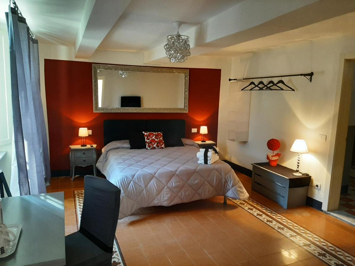 B&B Principe Calaf 3 ลุคคา ภายนอก รูปภาพ
