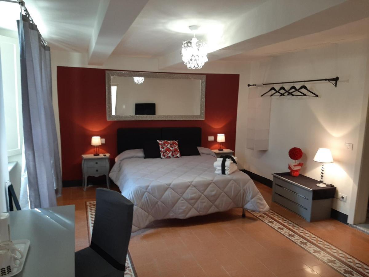 B&B Principe Calaf 3 ลุคคา ภายนอก รูปภาพ