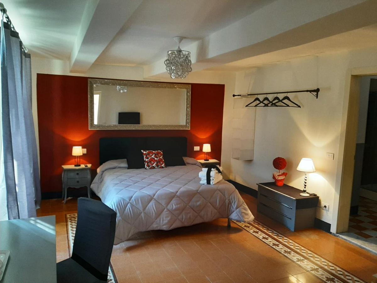 B&B Principe Calaf 3 ลุคคา ภายนอก รูปภาพ