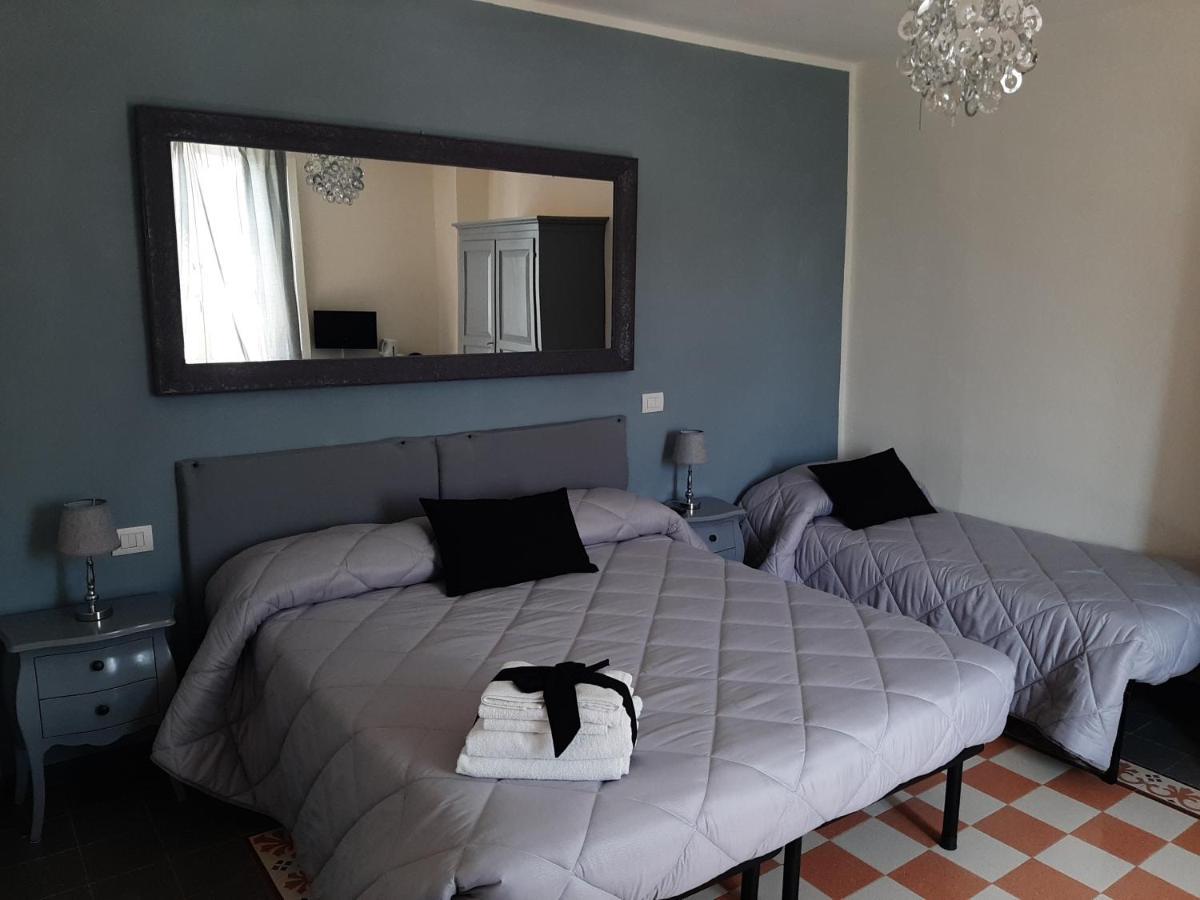 B&B Principe Calaf 3 ลุคคา ภายนอก รูปภาพ