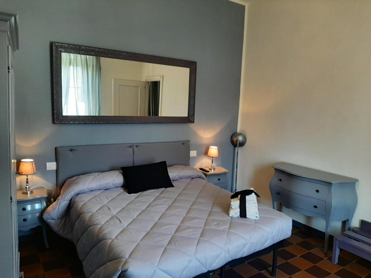 B&B Principe Calaf 3 ลุคคา ภายนอก รูปภาพ